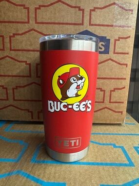 NWT Yeti x Buc-ee’s 20 oz Tumbler